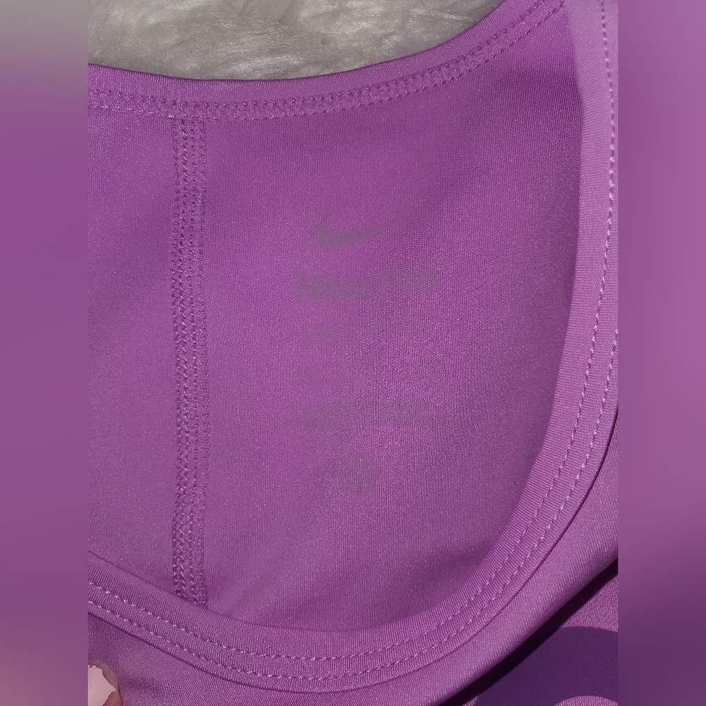 Nike Pro Dri-Fit Purple Crop Top XL - Picture 5 of 13